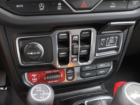 New 2026 Jeep Wrangler Unlimited Rubicon image 28