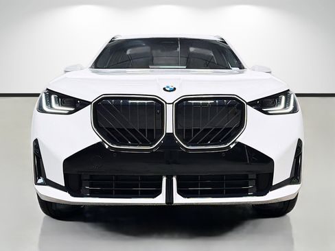 New 2026 BMW X3 xDrive30 w/ Premium Package image 8