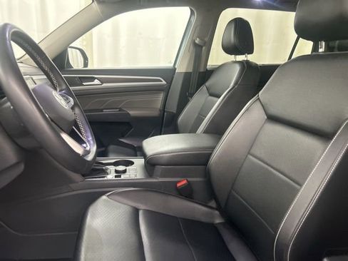 Used 2021 Volkswagen Atlas SE w/ Panoramic Sunroof Package image 8