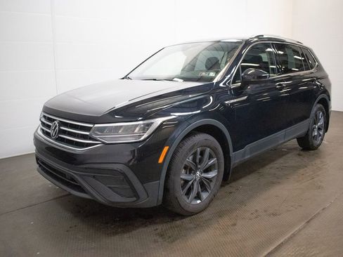Used 2024 Volkswagen Tiguan SE AWD/4WD image 8