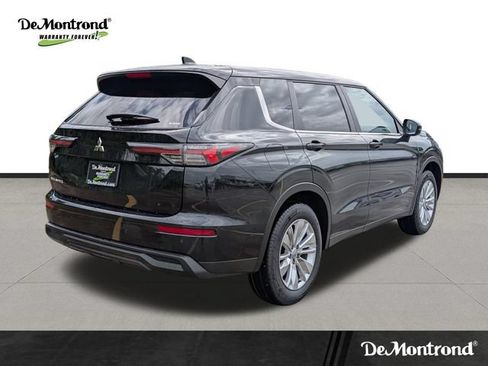 New 2026 Mitsubishi Outlander ES AWD/4WD image 5