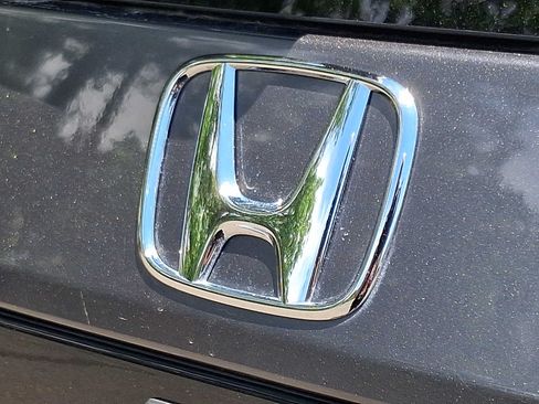 Certified 2023 Honda Pilot LX image 30