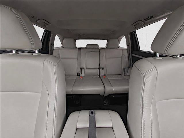 Used 2018 Toyota Highlander XLE AWD/4WD image 16