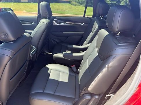 Certified 2023 Cadillac XT6 Sport w/ LPO, ONYX Package AWD/4WD image 20