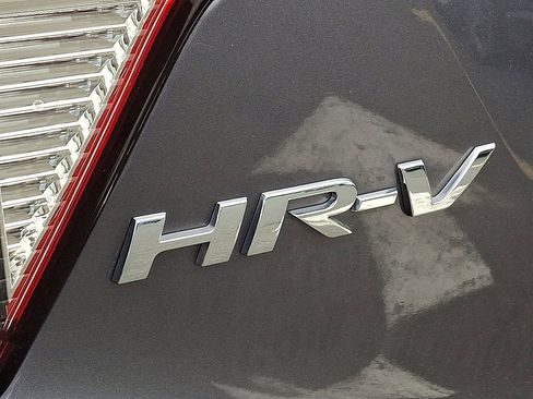Used 2022 Honda HR-V EX-L image 32