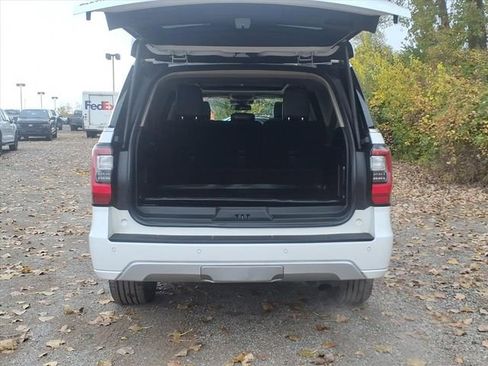 Used 2020 Ford Expedition Max Platinum image 9