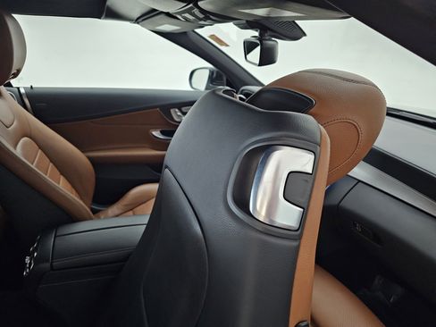 Used 2017 Mercedes-Benz C 300 Cabriolet image 21