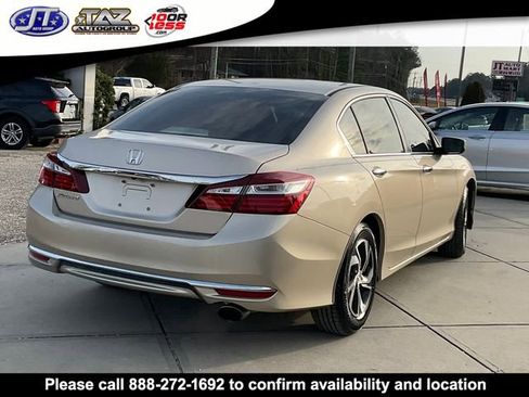 Used 2017 Honda Accord LX image 7