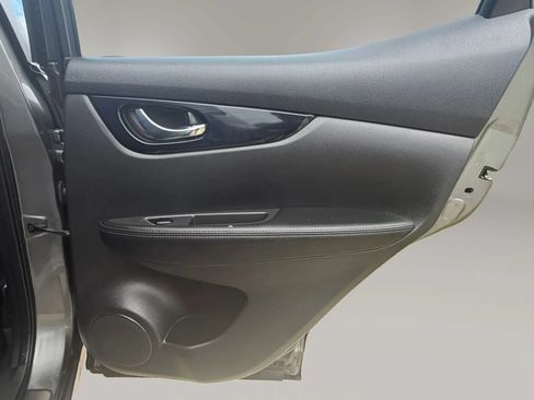 Used 2019 Nissan Rogue Sport SV FWD image 27