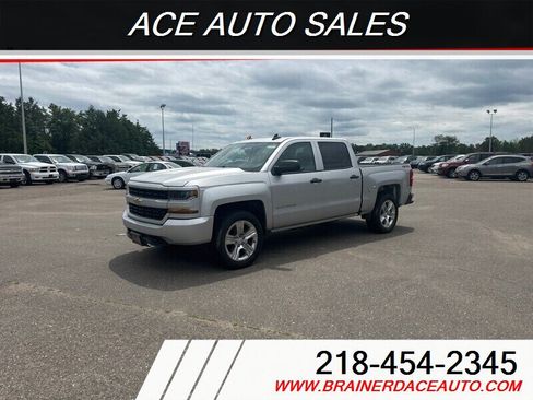 Used 2018 Chevrolet Silverado 1500 Custom w/ Custom Value Package image 1