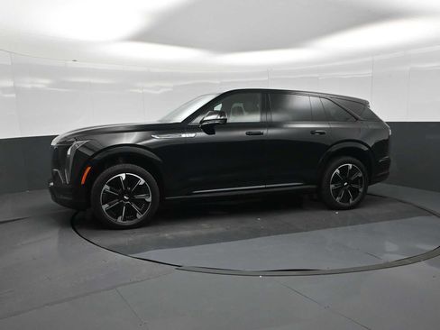 Used 2025 Cadillac Escalade IQ Sport 1 AWD/4WD image 4