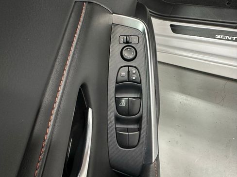 Used 2024 Nissan Sentra SR image 9