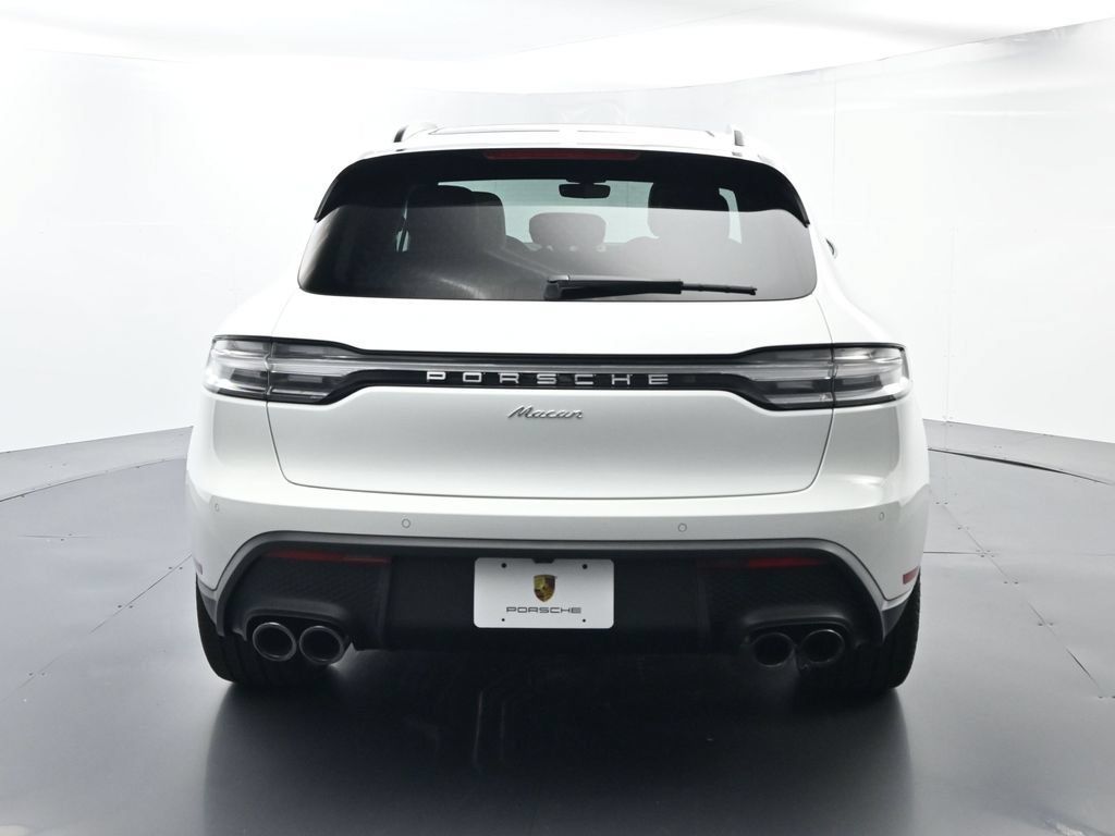 Certified 2026 Porsche Macan AWD/4WD image 13