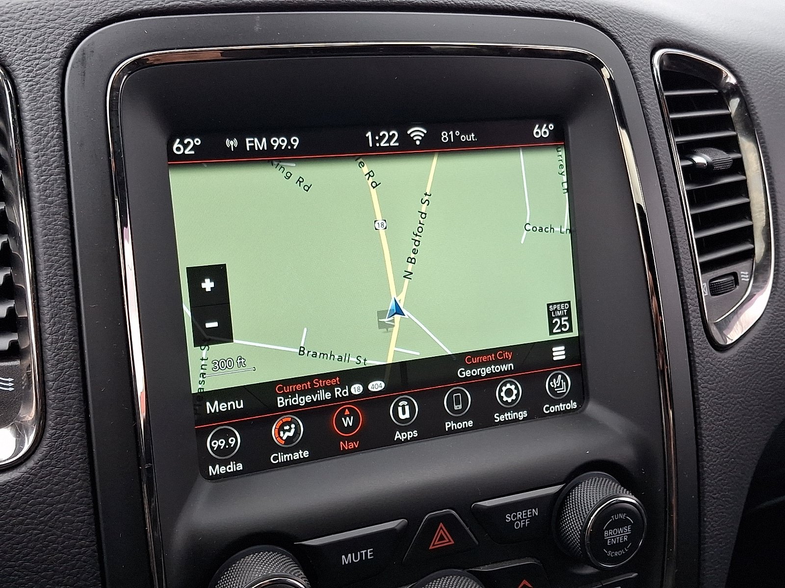 Used 2020 Dodge Durango R/T w/ Technology Group AWD/4WD image 19
