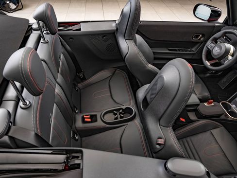 New 2026 MINI Cooper S FWD image 40