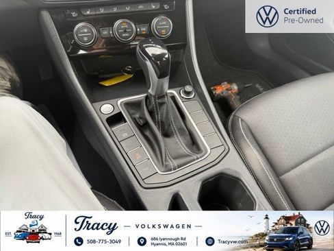 Certified 2024 Volkswagen Jetta SE FWD image 20