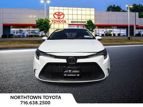 Used 2021 Toyota Corolla LE w/ Carpet Mat Package (TMS) FWD image 5