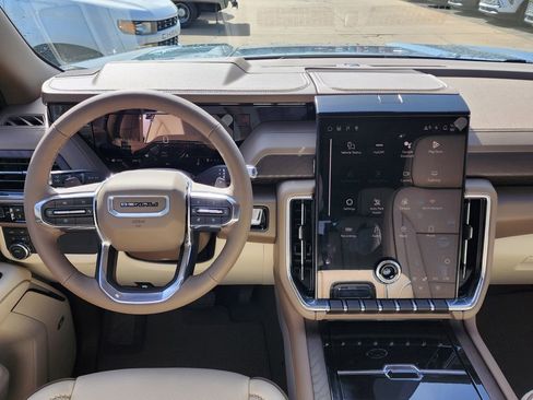 New 2026 GMC Yukon XL Denali w/ Sun & Power Step Package AWD/4WD image 28