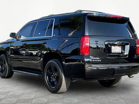 Used 2018 Chevrolet Tahoe LT w/ Luxury Package RWD image 4
