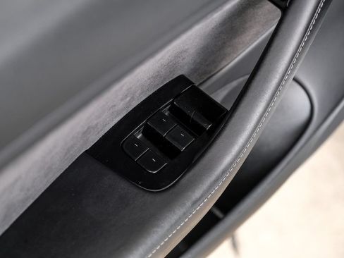 Used 2019 Tesla Model 3 Long Range AWD/4WD image 43