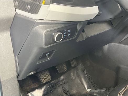 Used 2022 Ford Bronco Badlands image 10