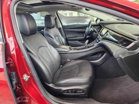 Used 2018 Buick LaCrosse Premium w/ Driver Confidence Package #2 FWD image 17