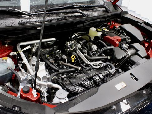 New 2025 Mitsubishi Outlander SE image 29