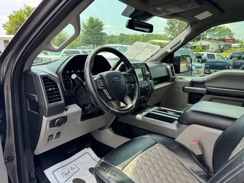 Used 2019 Ford F150 XLT w/ Equipment Group 302A Luxury image 9