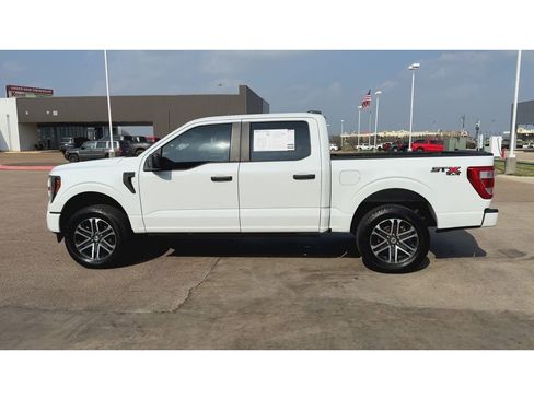 Used 2023 Ford F150 XL w/ STX Appearance Package image 5