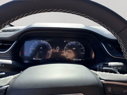 New 2026 Jeep Grand Cherokee Laredo RWD image 36