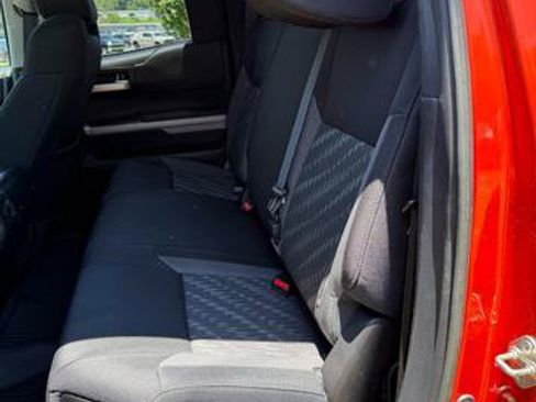 Used 2018 Toyota Tundra SR5 w/ TRD Off Road Package AWD/4WD image 5