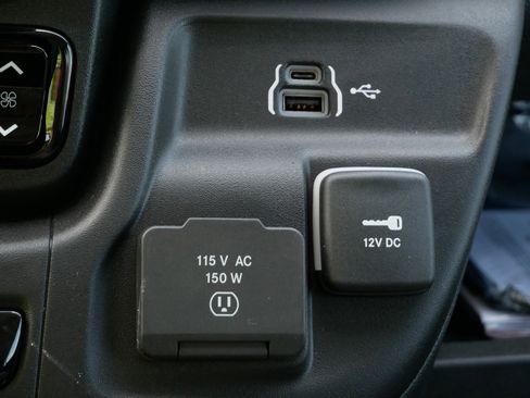 New 2026 RAM ProMaster 3500 w/ Convenience Group image 19