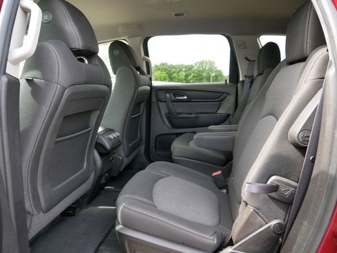 Used 2015 Chevrolet Traverse LT AWD/4WD image 16