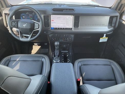 New 2025 Ford Bronco Outer Banks image 10