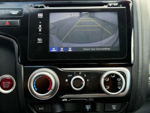 Used 2015 Honda Fit EX image 21