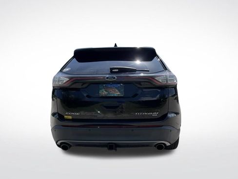 Used 2018 Ford Edge Titanium w/ Equipment Group 302A AWD/4WD image 7