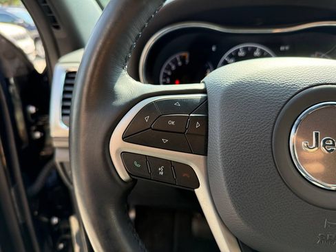 Used 2022 Jeep Grand Cherokee Laredo X AWD/4WD image 22