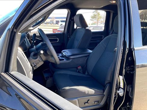 Used 2025 RAM 2500 Big Horn image 8