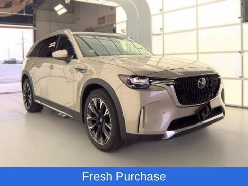 Used 2024 MAZDA CX-90 Plug-In Hybrid w/ Premium Pkg AWD/4WD image 3