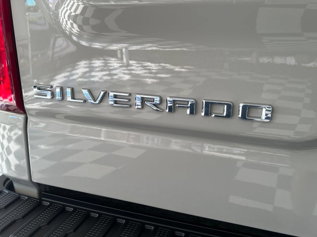 Used 2026 Chevrolet Silverado 1500 RST w/ All Star Edition Plus RWD image 14