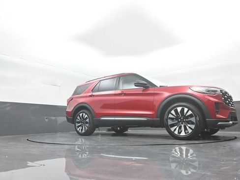 New 2026 Ford Explorer Platinum w/ LUX Leather Package AWD/4WD image 36