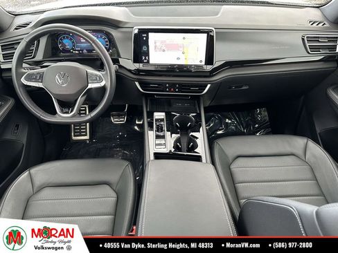 Certified 2025 Volkswagen Atlas Cross Sport SEL R-Line AWD/4WD image 16