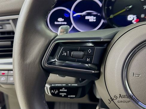 Used 2021 Porsche Panamera 4S image 13