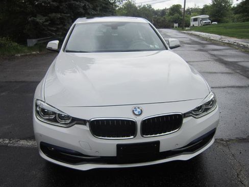 Used 2017 BMW 330i xDrive Sedan AWD/4WD image 20