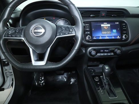 Certified 2023 Nissan Kicks SR image 28