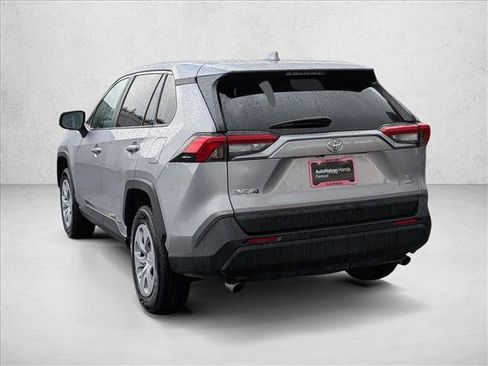 Used 2024 Toyota RAV4 LE image 8