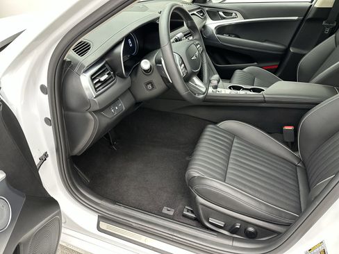 Certified 2026 Genesis G70 2.5T Prestige AWD/4WD image 11