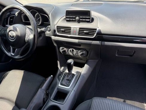 Used 2014 MAZDA MAZDA3 i Touring FWD image 24