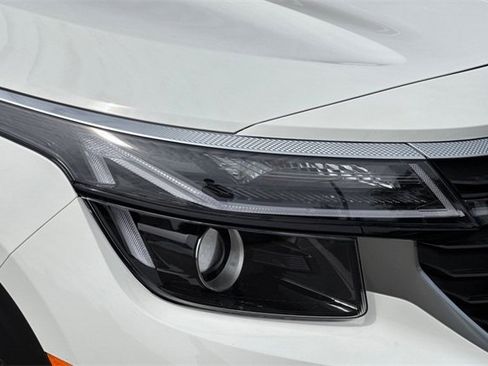 New 2026 Kia Seltos S image 33