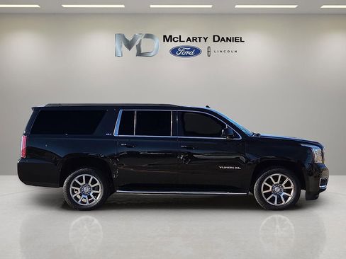 Used 2020 GMC Yukon XL SLT image 6